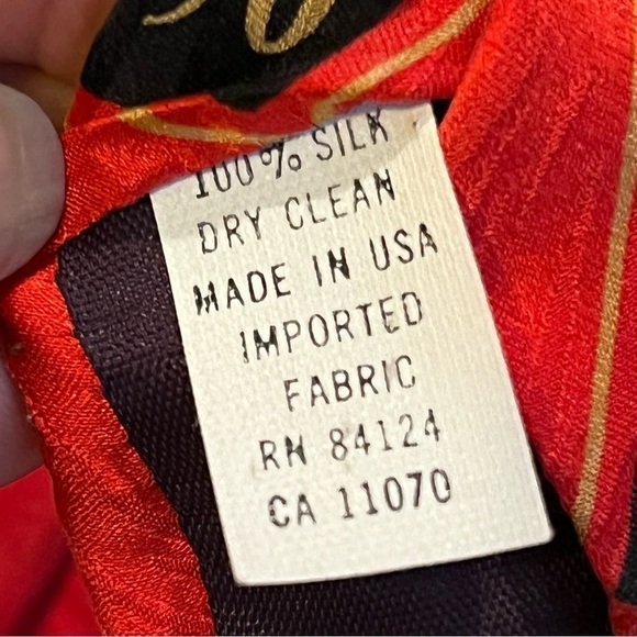 Vintage USA 1996 Summer Olympics Atlanta 100% Silk Red 100 years RM Sport - Picture 9 of 10